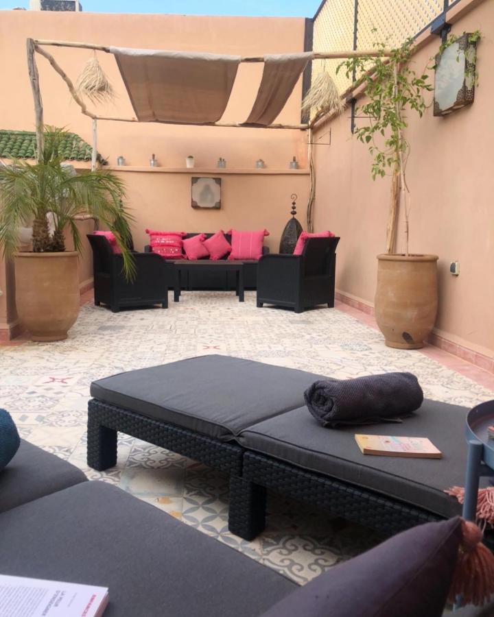 Riad Tifawt Marrakesh Bagian luar foto