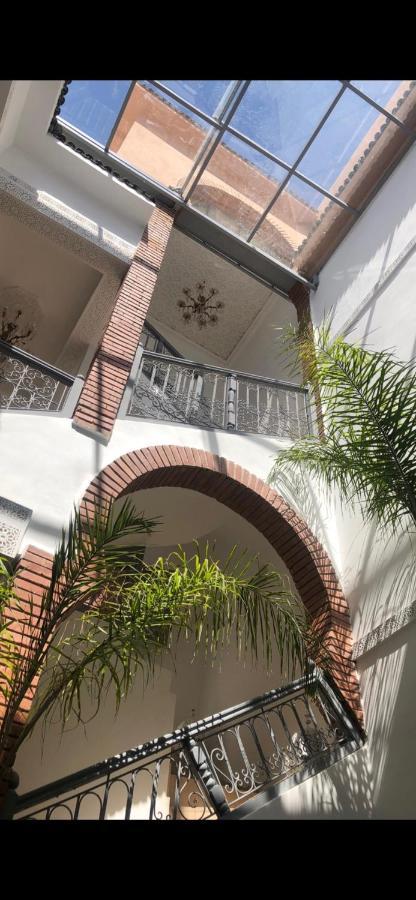 Riad Tifawt Marrakesh Bagian luar foto