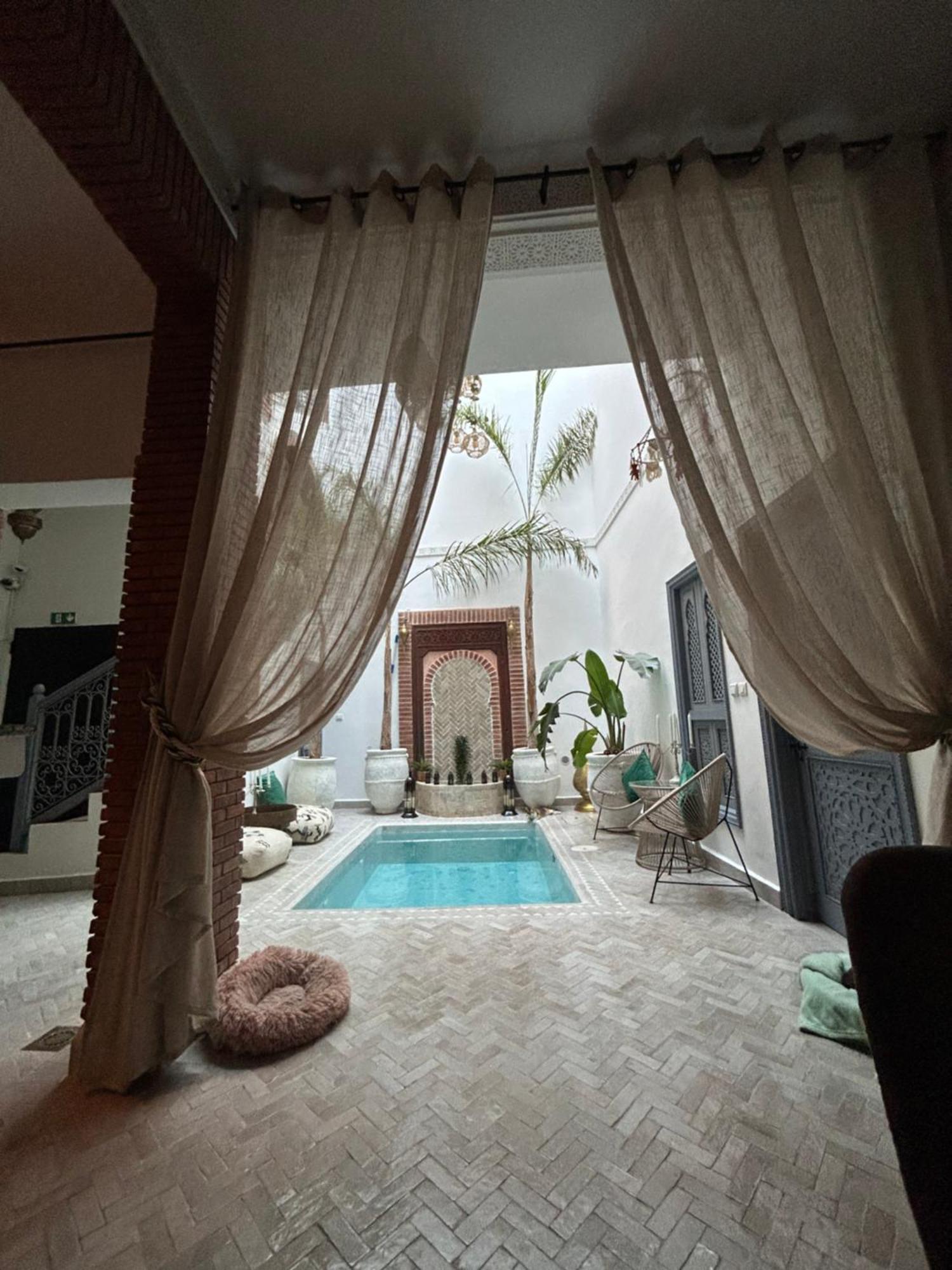 Riad Tifawt Marrakesh Bagian luar foto